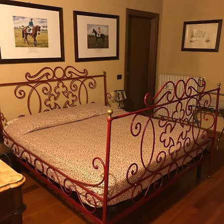 B&B Il Castelletto Pinerolo Eksteriør bilde